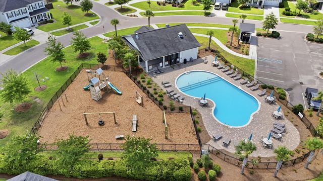 295 Saxony Loop, Summerville, SC 29486