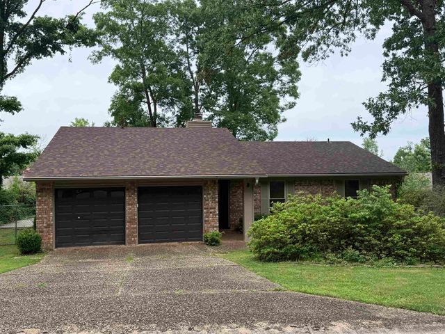 8 Markham Place Cir, Little Rock, AR 72211