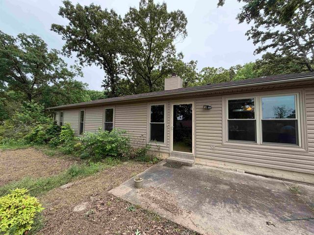 8 Markham Place Cir, Little Rock, AR 72211