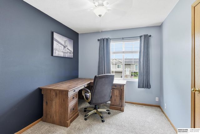 7817 Howell Street, Omaha, NE 68122