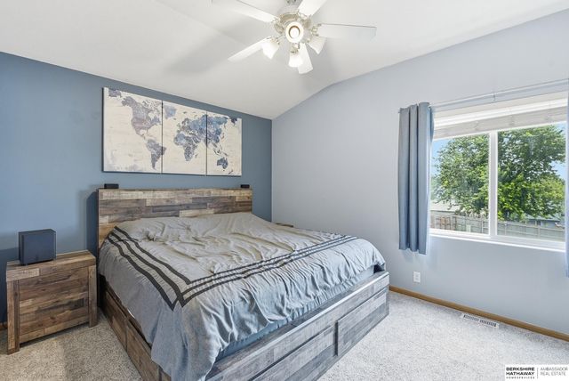 7817 Howell Street, Omaha, NE 68122