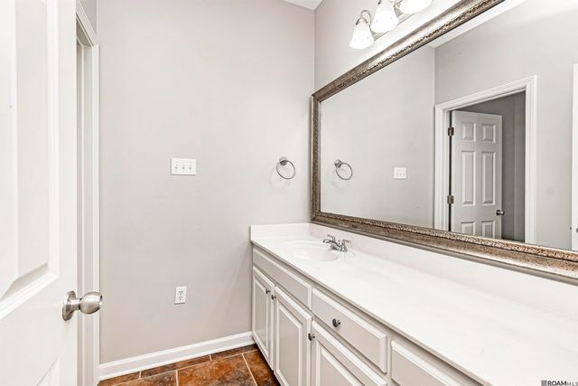 40369 Creekway Cove Ct, Gonzales, LA 70737