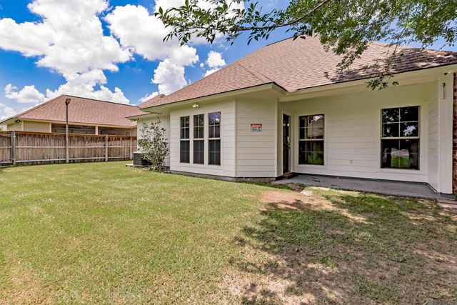 40369 Creekway Cove Ct, Gonzales, LA 70737