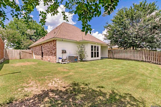 40369 Creekway Cove Ct, Gonzales, LA 70737