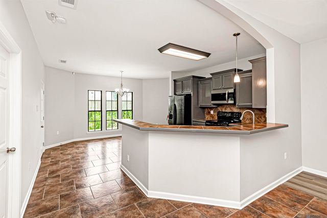 40369 Creekway Cove Ct, Gonzales, LA 70737