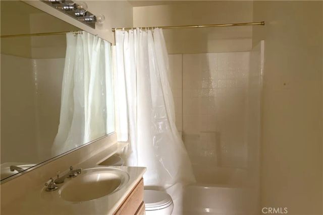 3834 N Silver Tree Court, Rialto, CA 92377