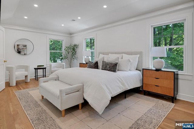 51 Brookside Terrace, North Caldwell, NJ 07006