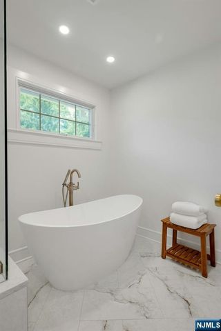 51 Brookside Terrace, North Caldwell, NJ 07006