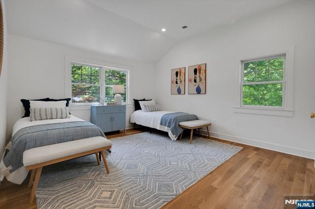 51 Brookside Terrace, North Caldwell, NJ 07006