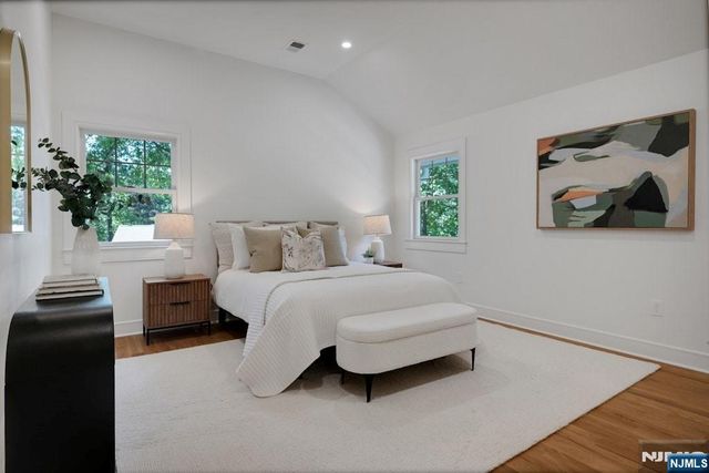51 Brookside Terrace, North Caldwell, NJ 07006
