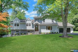 51 Brookside Terrace, North Caldwell, NJ 07006