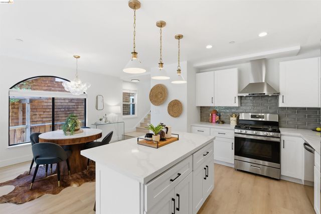 712 Masonic, Albany, CA 94706