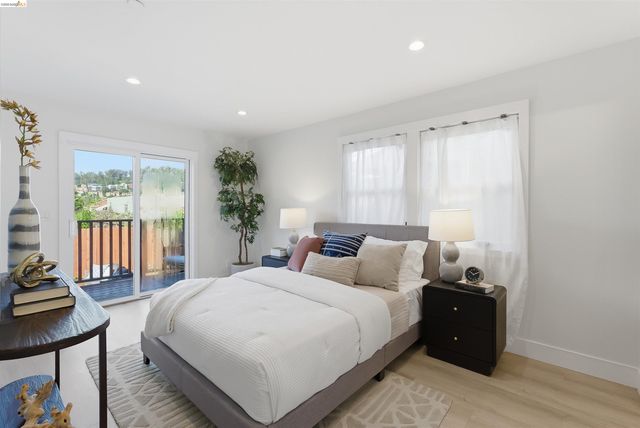 712 Masonic, Albany, CA 94706