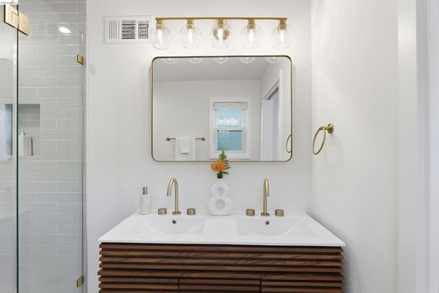 712 Masonic, Albany, CA 94706