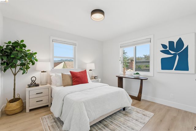 712 Masonic, Albany, CA 94706