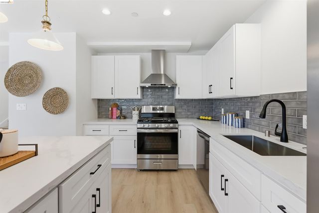 712 Masonic, Albany, CA 94706