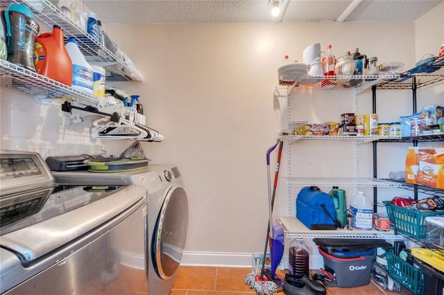 8116 POWELL DRIVE, Orlando, FL 32822