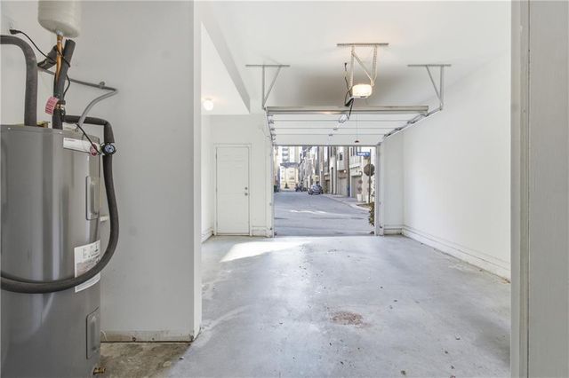 555 Broadview NE Place, Atlanta, GA 30324