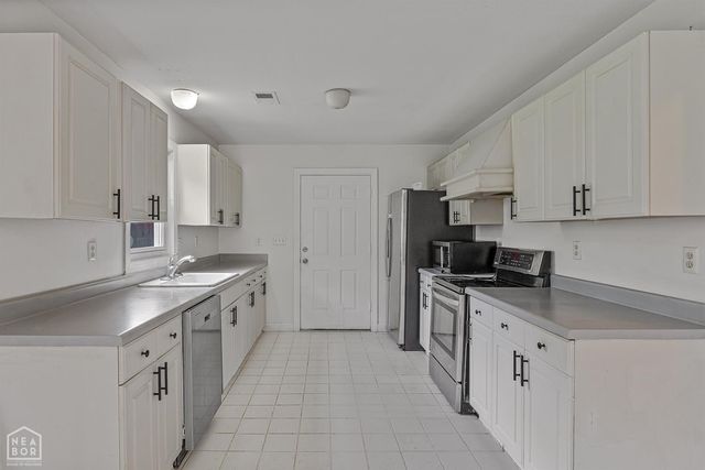 64 County Road 421, Jonesboro, AR 72404