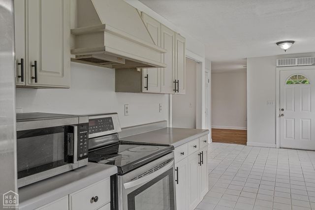 64 County Road 421, Jonesboro, AR 72404