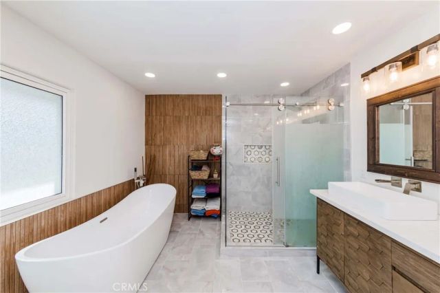 5907 Peacock Ridge Road, Rancho Palos Verdes, CA 90275