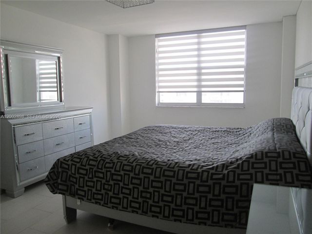 251 174th St 2208, Sunny Isles Beach, FL 33160