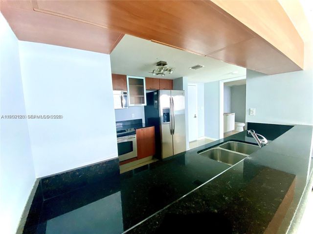 1800 N Bayshore Dr 2903, Miami, FL 33132