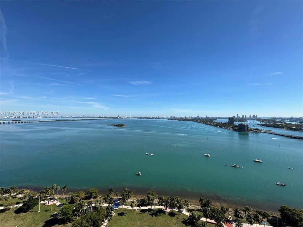 1800 N Bayshore Dr 2903, Miami, FL 33132