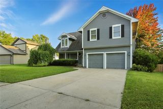 1203 Aspen Drive, Smithville, MO 64089