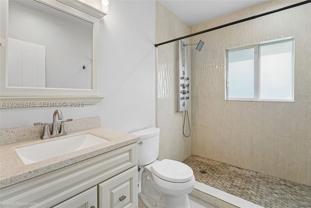 101 Palmetto Dr, Miami Springs, FL 33166