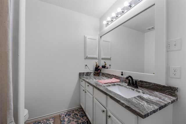 9750 Gulfstream Drive, Conroe, TX 77303