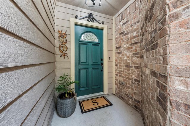 9750 Gulfstream Drive, Conroe, TX 77303