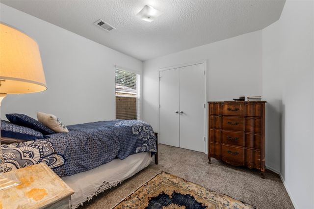 9750 Gulfstream Drive, Conroe, TX 77303