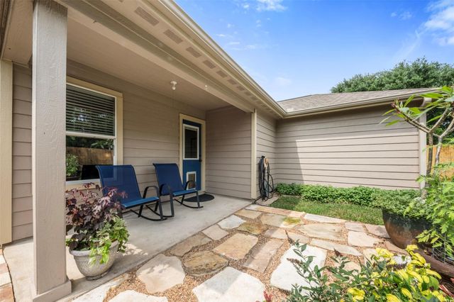 9750 Gulfstream Drive, Conroe, TX 77303
