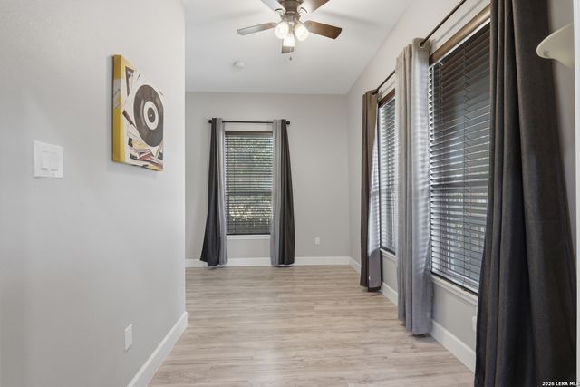 327 W Baylor St, San Antonio, TX 78204