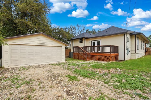 327 W Baylor St, San Antonio, TX 78204