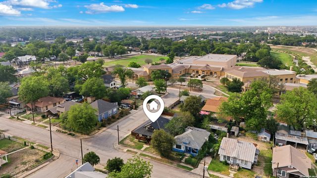 327 W Baylor St, San Antonio, TX 78204