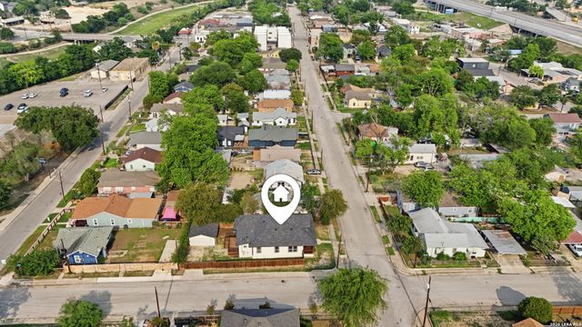327 W Baylor St, San Antonio, TX 78204