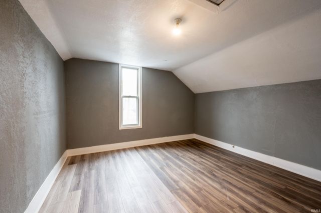 436 Bellville Avenue, Andrews, IN 46702