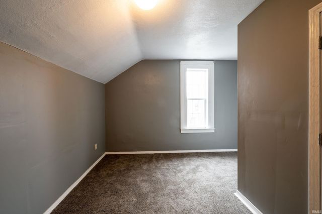 436 Bellville Avenue, Andrews, IN 46702