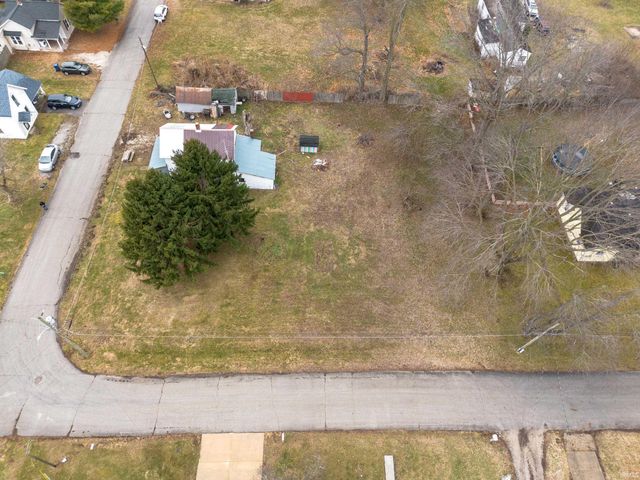 436 Bellville Avenue, Andrews, IN 46702