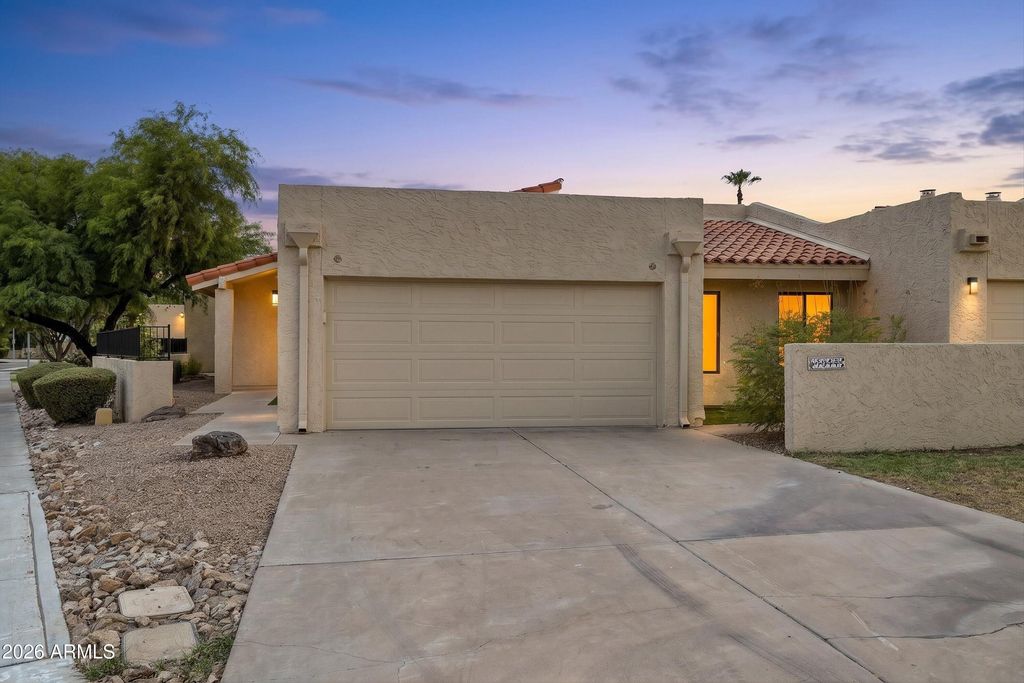 7817 E SANDALWOOD Drive, Scottsdale, AZ 85250 — photo 2