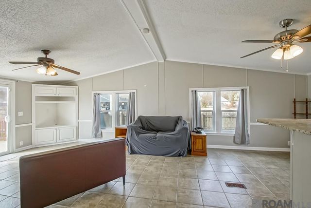 9958 Little John Ave, Denham Springs, LA 70706