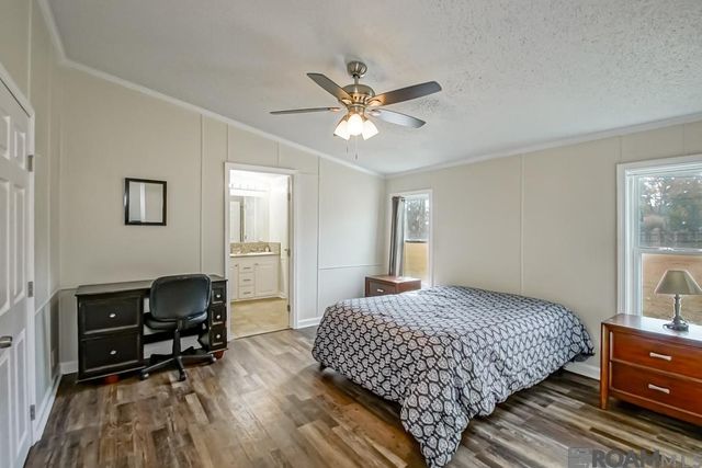 9958 Little John Ave, Denham Springs, LA 70706