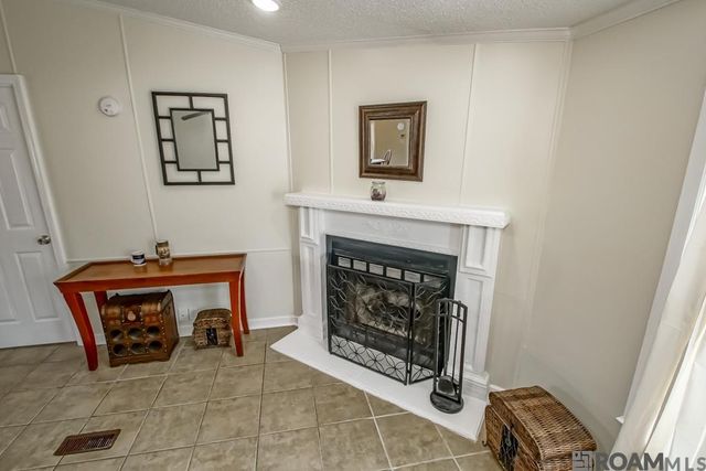 9958 Little John Ave, Denham Springs, LA 70706