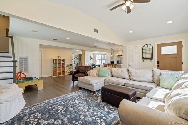 107 Newman Street, Patchogue, NY 11772