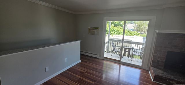 678 Savin Avenue APT 2C, West Haven, CT 06516