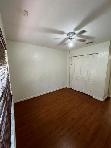 5308 Moon Shadow Lane E, Greenacres, FL 33463