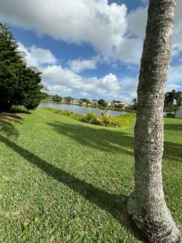 5308 Moon Shadow Lane E, Greenacres, FL 33463