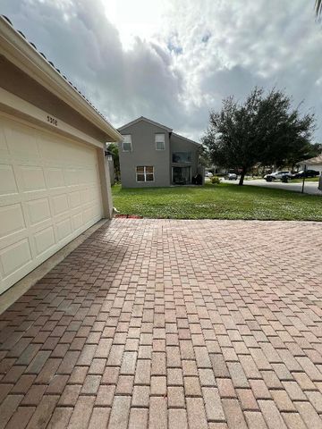 5308 Moon Shadow Lane E, Greenacres, FL 33463